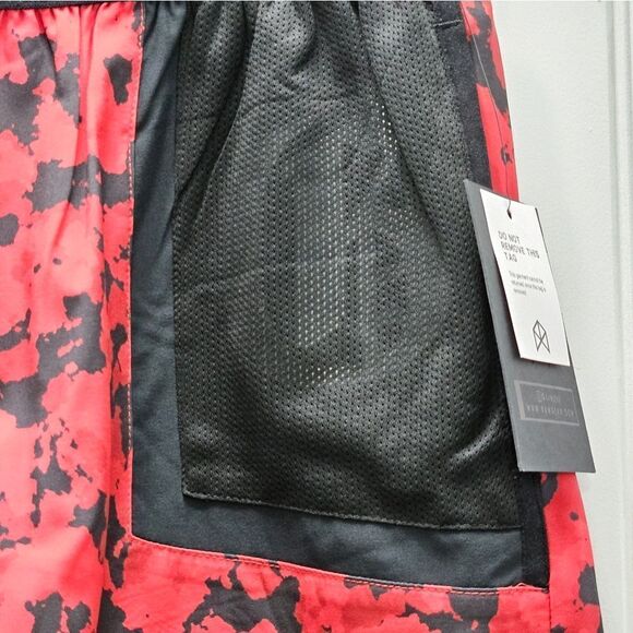 Raw Gear, Mens Shorts in a size Small. NWT. Lightweight, many pockets - Picture 2 of 6